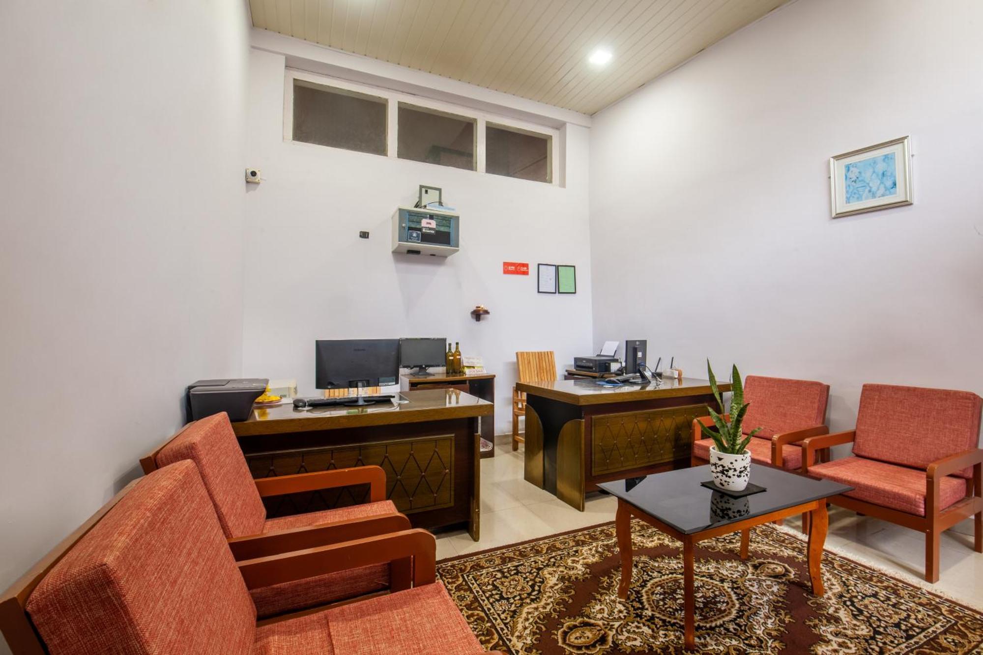 Treebo Yajna Comforts Madikeri Exterior photo